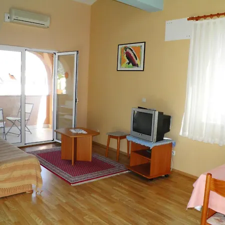 Guest house Klaric Baska (Krk)